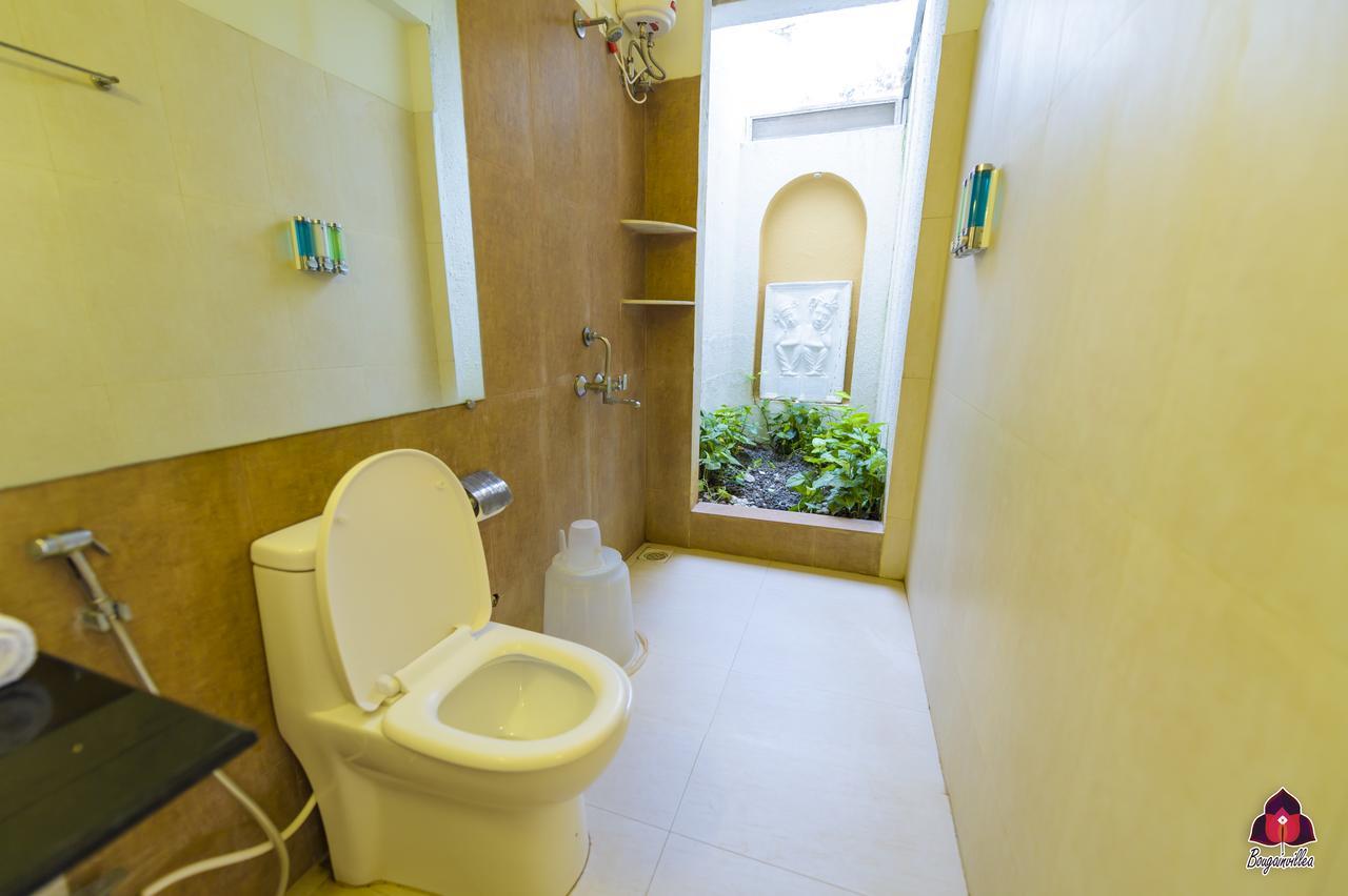 Hôtel Bougainvillea à Alībāg Extérieur photo