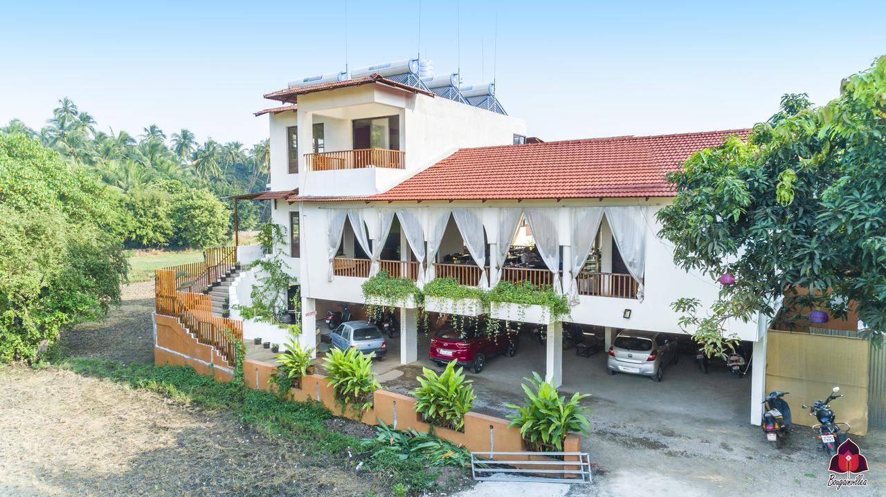Hôtel Bougainvillea à Alībāg Extérieur photo