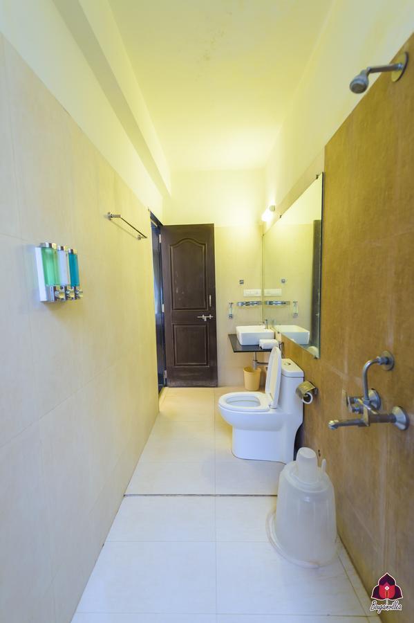 Hôtel Bougainvillea à Alībāg Extérieur photo