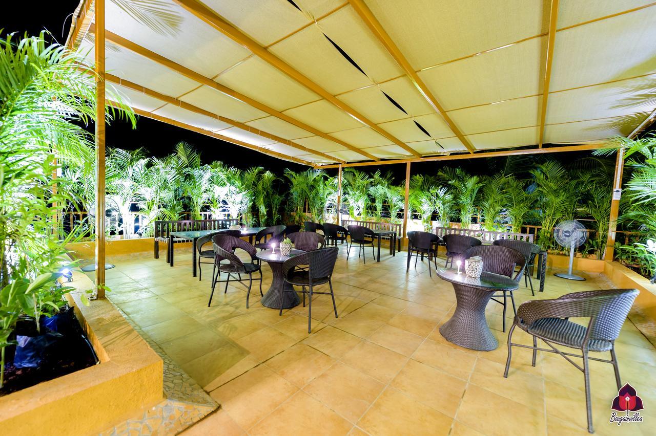 Hôtel Bougainvillea à Alībāg Extérieur photo